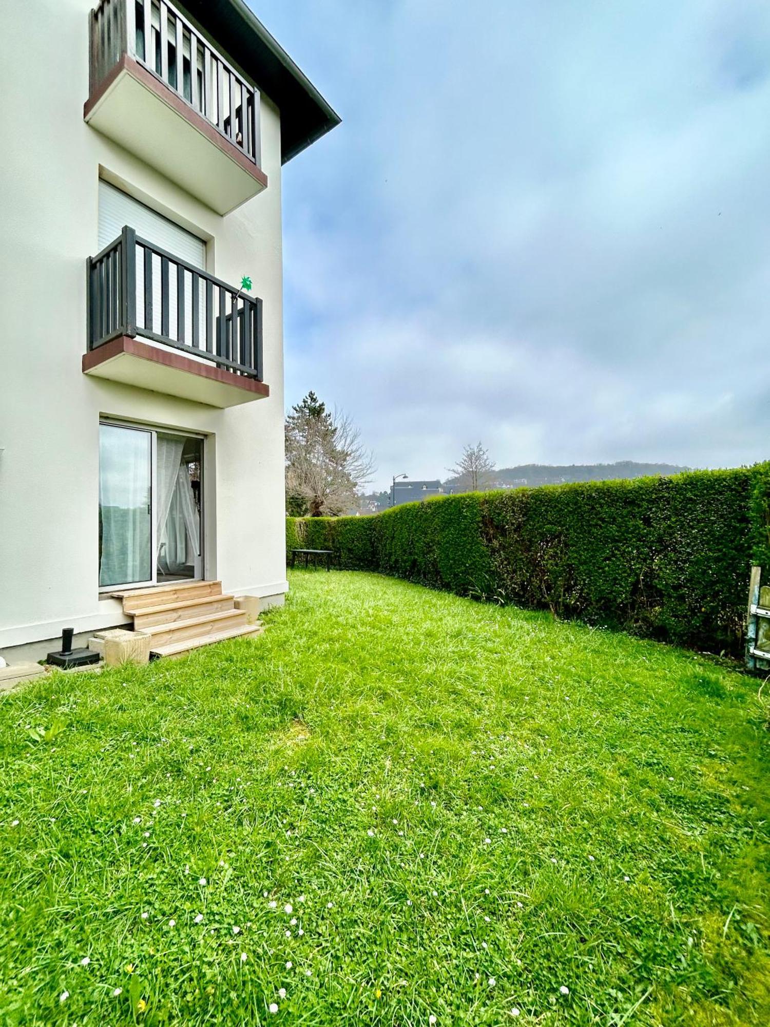 Superbe Avec Jardin Ensoleillé Appartement Blonville-sur-Mer